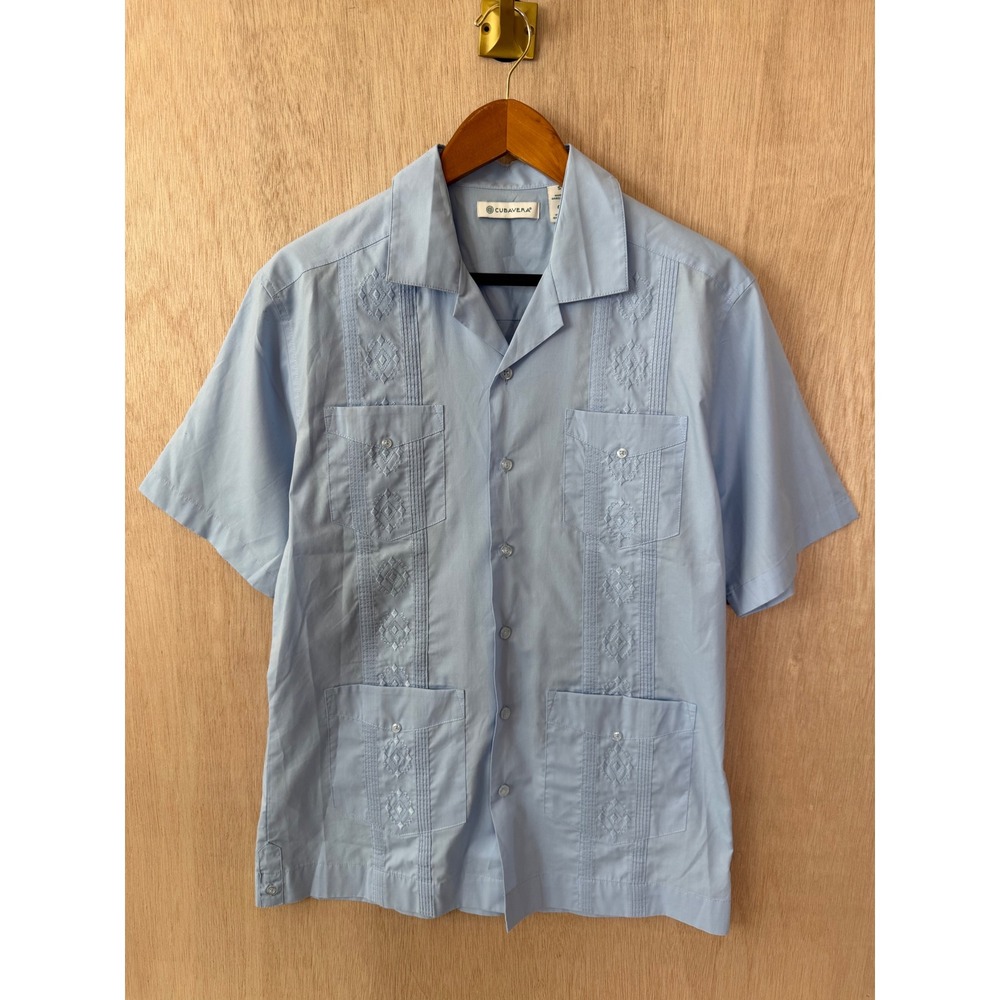 Cubavera Mens Small Light Blue Guayabera Short Sleeve Embroidered Button Down